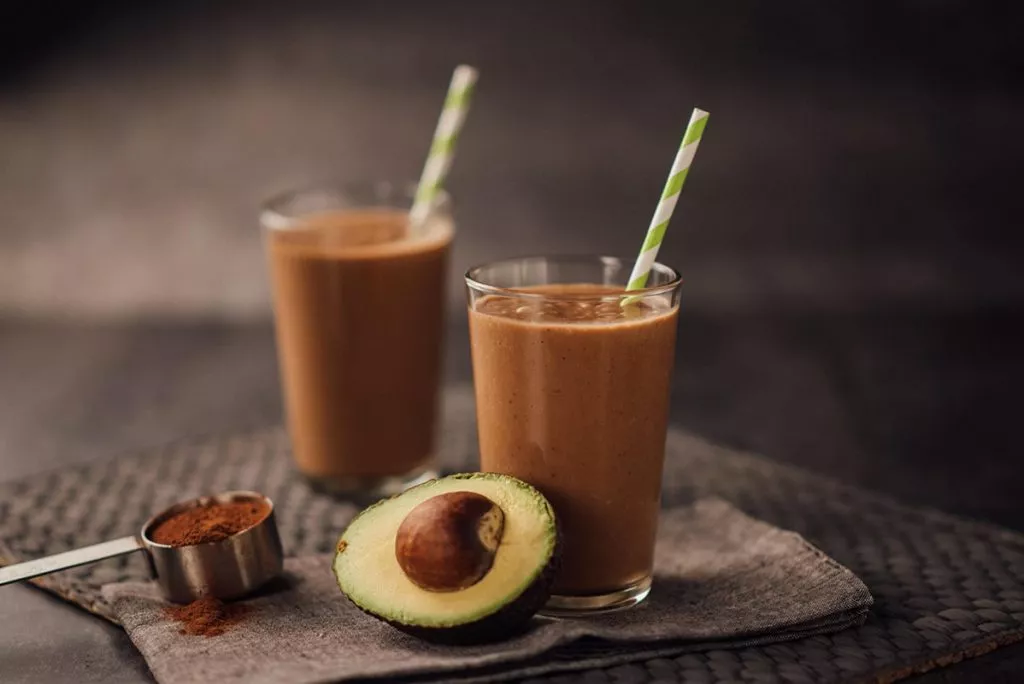 Read more about the article Σοκολατένιο smoothie με αβοκάντο και σπόρους chia